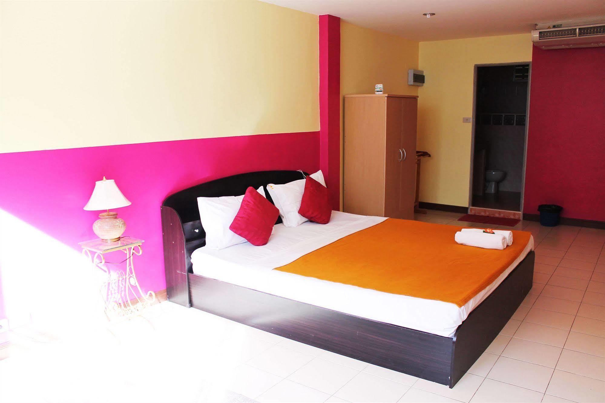 Welcome Marina Jomtien Beach Buitenkant foto